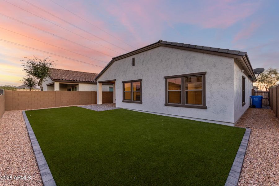 28 Straight Arrow 28 Straight Arrow