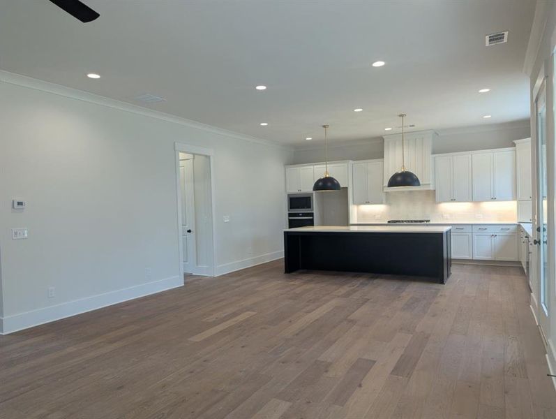Spacious, unfurnished interior of a new home in Arden on Lanier, Cumming (Image 24).