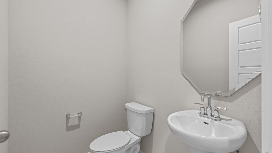 Image 30 representing the Jaxson by D.R. Horton in Legacy South, Midland, TX.