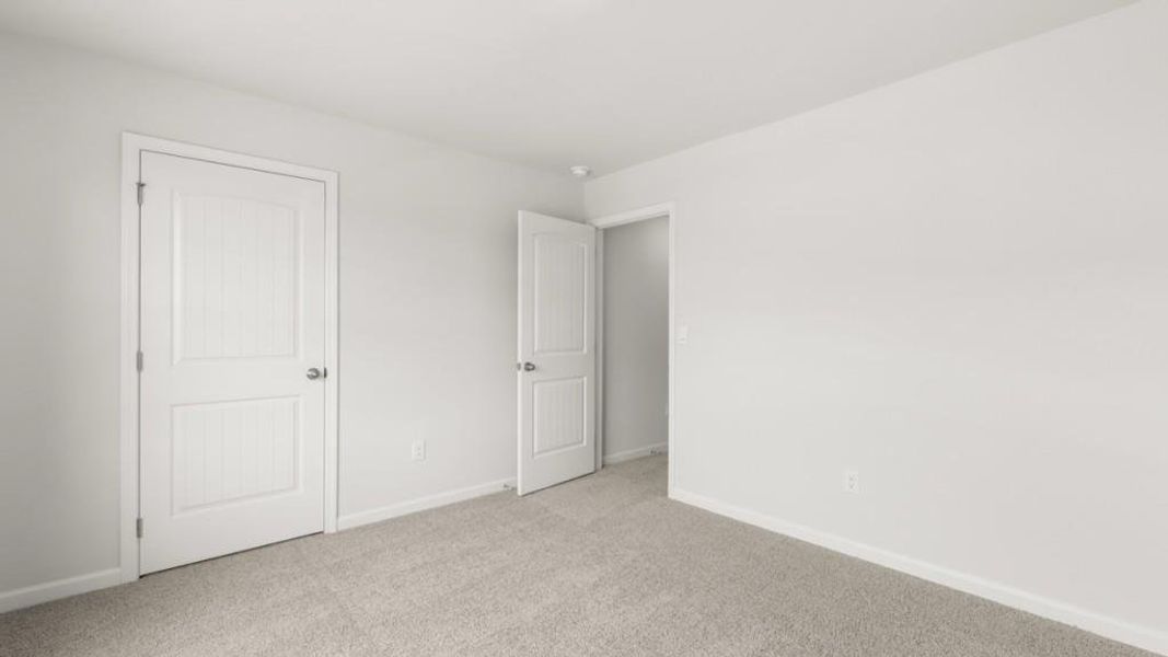 Spacious, unfurnished interior of a new home in Liberty Crossing, Braselton (Image 25).