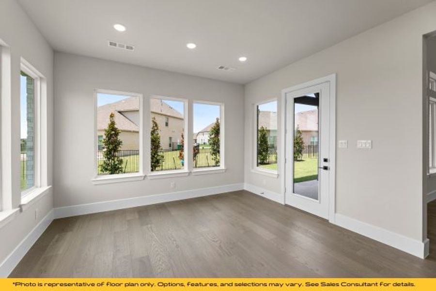 Representative unfurnished interior of a home built from the Belize by Stonefield Homes in Heath Golf and Yacht Club, Rockwall (Image 56).