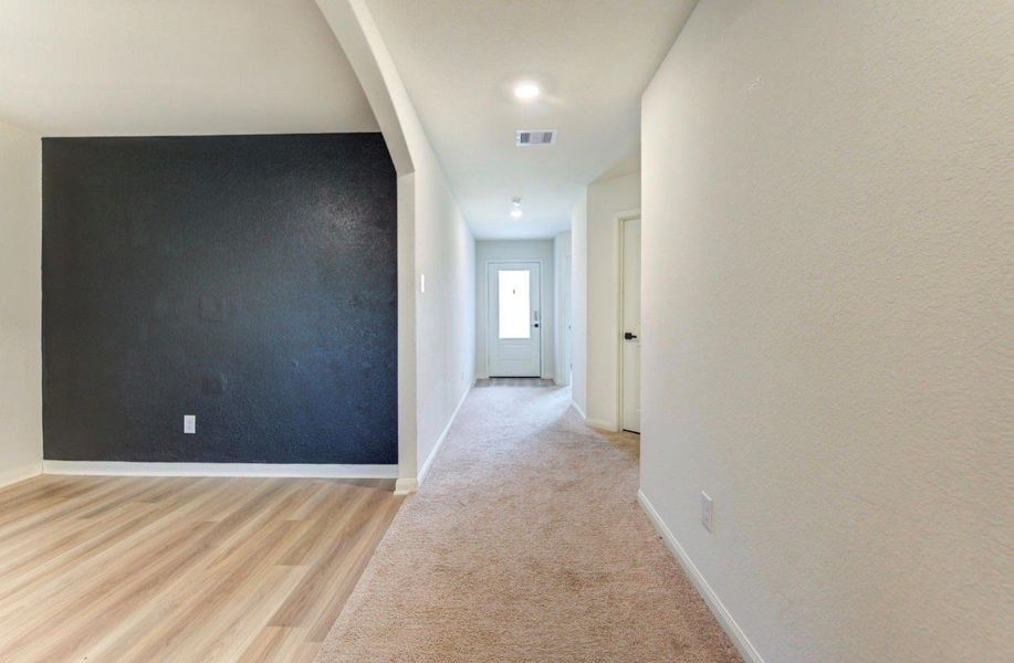 Spacious, unfurnished interior of a new home in Williams Trace, Magnolia (Image 21).