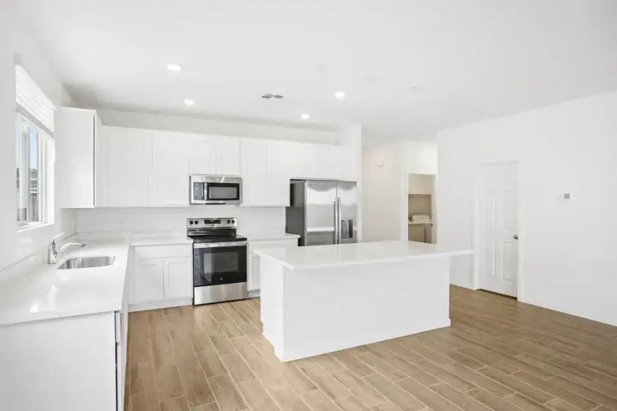 Representative images and renderings are for illustrative purposes. Actual structural options and design finishes of home may vary. Representative images and renderings are for illustrative purposes. Actual structural options and design finishes of home may vary.