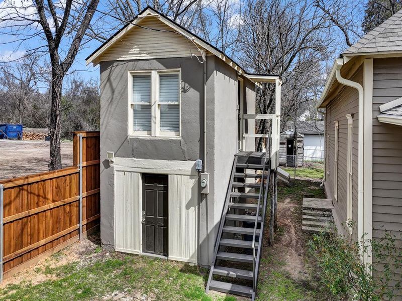 Exterior details and patio area of a home in , Weatherford (Image 22). Exterior details and patio area of a home in , Weatherford (Image 22).