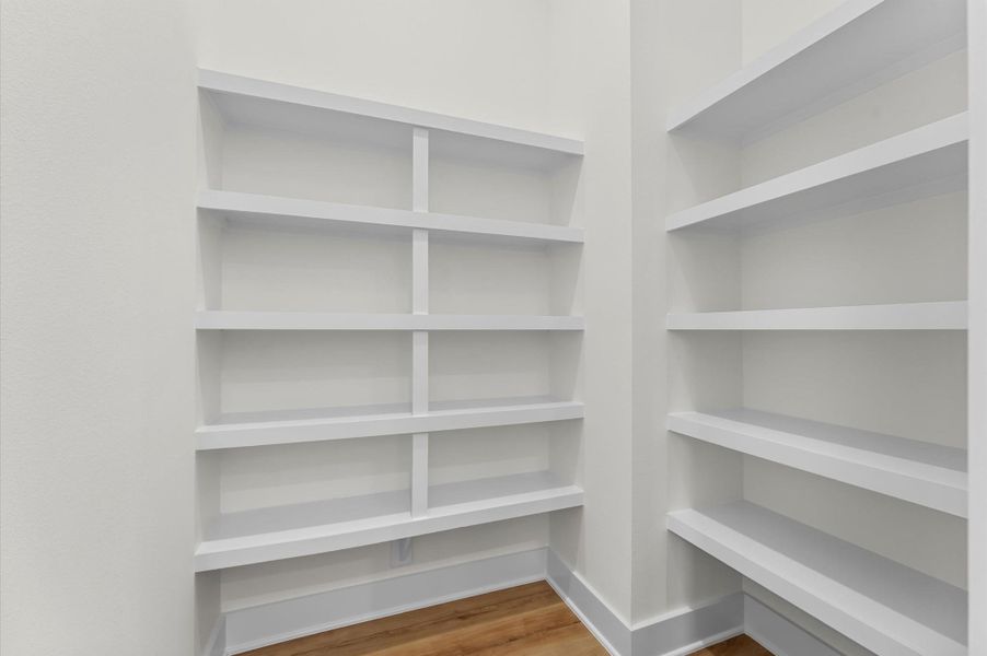 Spacious, unfurnished interior of a new home in , Houston (Image 22).