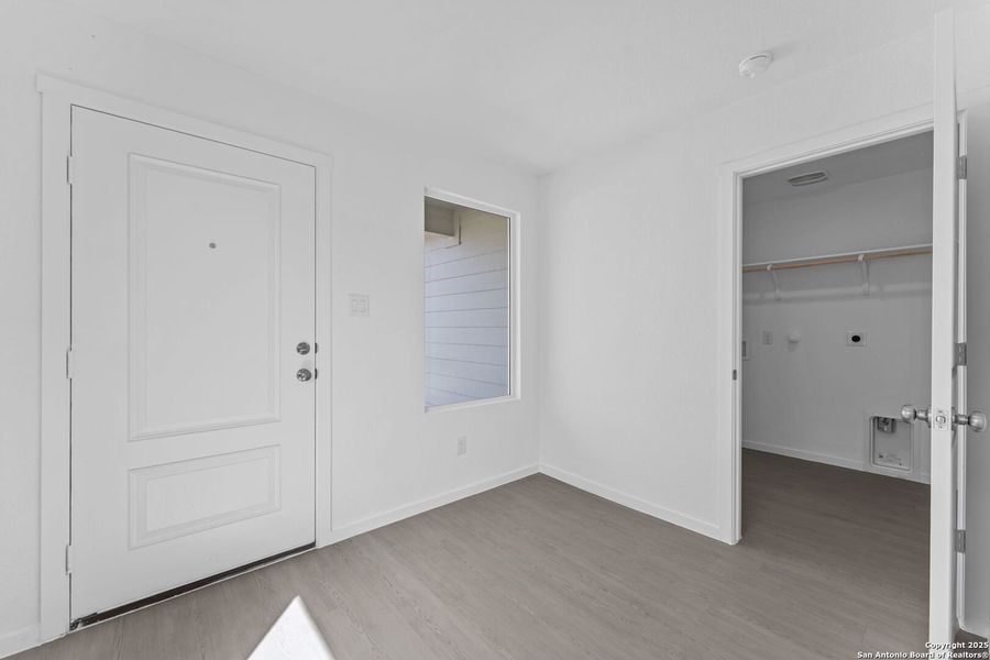 Spacious, unfurnished interior of a new home in , New Braunfels (Image 10). Spacious, unfurnished interior of a new home in , New Braunfels (Image 10).