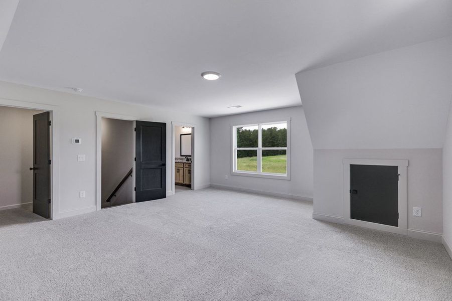 Spacious, unfurnished interior of a new home in The Meadows at Lake Circle, Buchanan (Image 45).