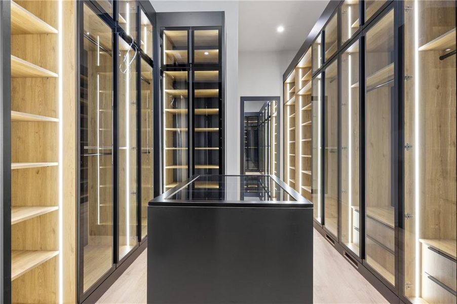 Community amenities in , Sandy Springs (Image 55). Community amenities in , Sandy Springs (Image 55).