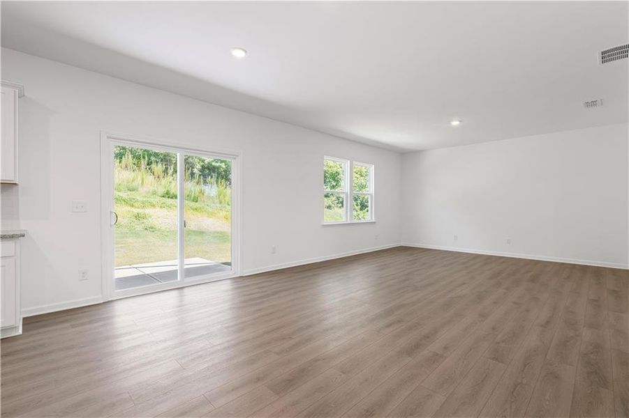 Spacious, unfurnished interior of a new home in Avery Ridge, Gainesville (Image 25). Spacious, unfurnished interior of a new home in Avery Ridge, Gainesville (Image 25).