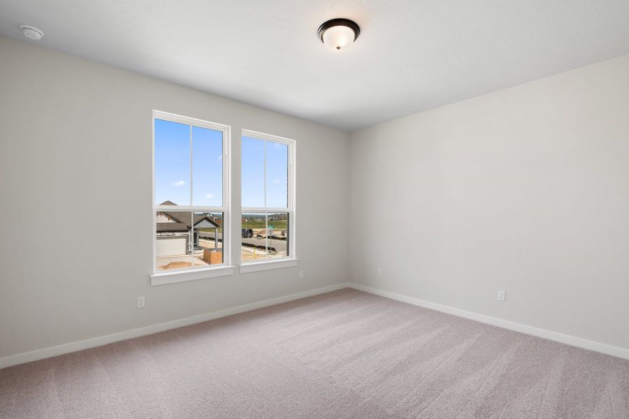 Spacious, unfurnished interior of a new home in Lariat, Liberty Hill (Image 44).