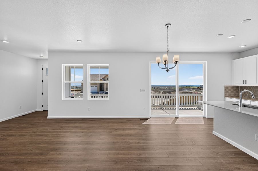 Spacious, unfurnished interior of a new home in Trailstone, Arvada (Image 11).