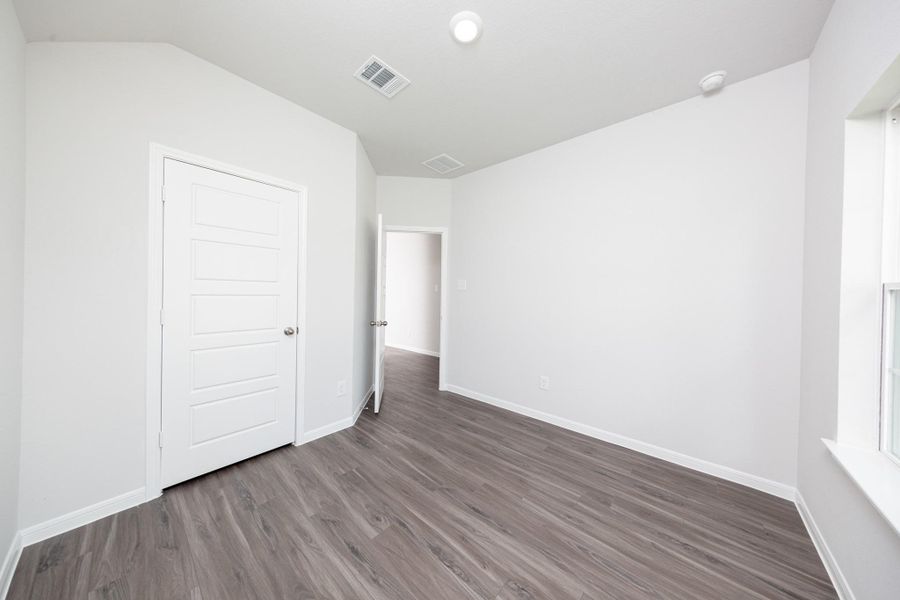 Image 5 of a home in Granger Pines.