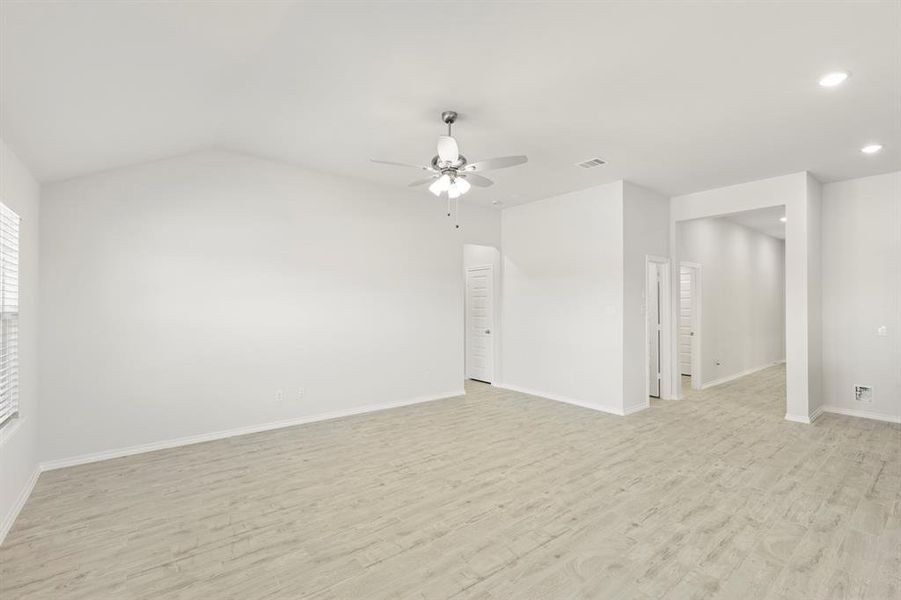 Spacious, unfurnished interior of a new home in Northspur, Terrell (Image 25). Spacious, unfurnished interior of a new home in Northspur, Terrell (Image 25).