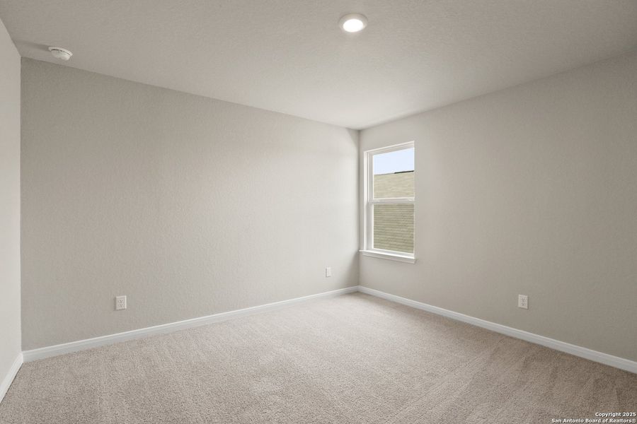 Spacious, unfurnished interior of a new home in Hickory Ridge, Elmendorf (Image 14).