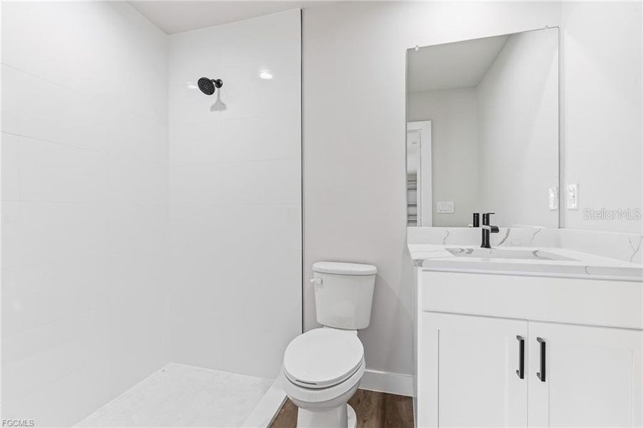 Furnished interior view inside a new home in , Punta Gorda (Image 13).
