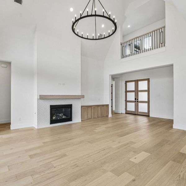 Spacious, unfurnished interior of a new home in The Parks at Wilson Creek, Celina (Image 54).