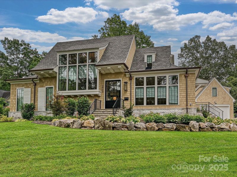 2700 Wintergreen Dr 2700 Wintergreen Dr