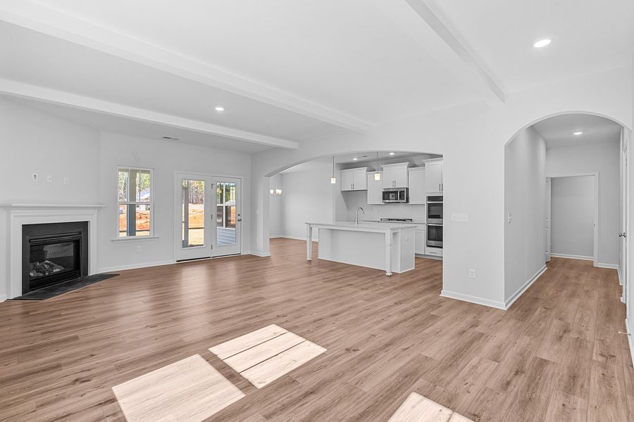 Spacious, unfurnished interior of a new home in Brayden, Advance (Image 18).