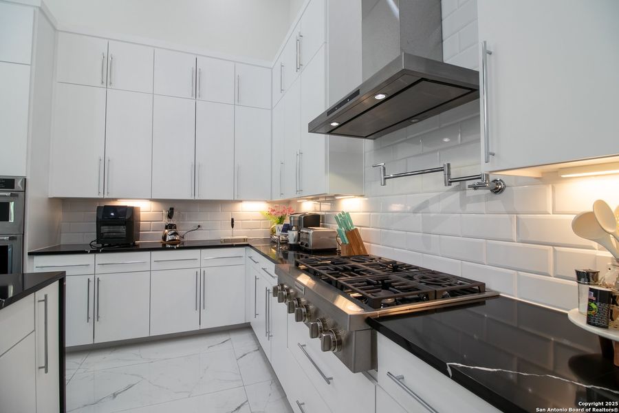 Furnished interior view inside a new home in , San Antonio (Image 30). Furnished interior view inside a new home in , San Antonio (Image 30).