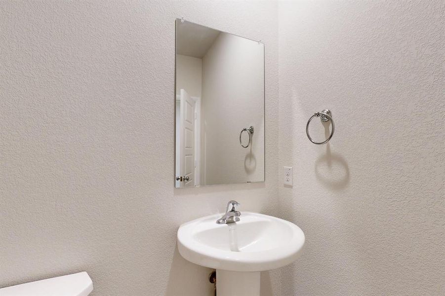 Image 40 of a home in Forest Park. Image 40 of a home in Forest Park.