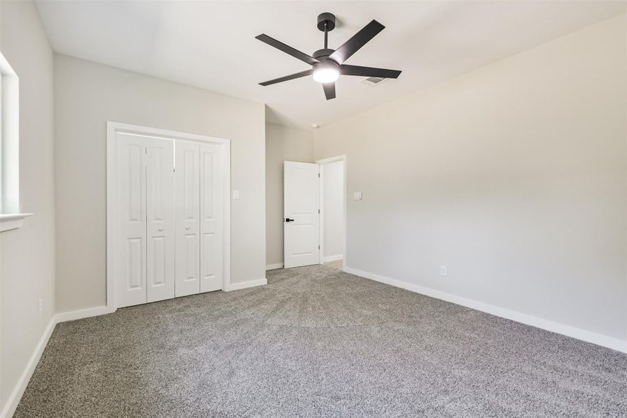 Spacious, unfurnished interior of a new home in , Hockley (Image 21).