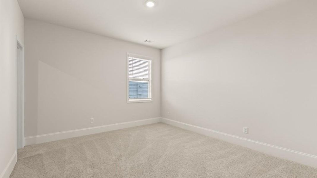 Spacious, unfurnished interior of a new home in Hamptons at Riverwood East, Dallas (Image 19).