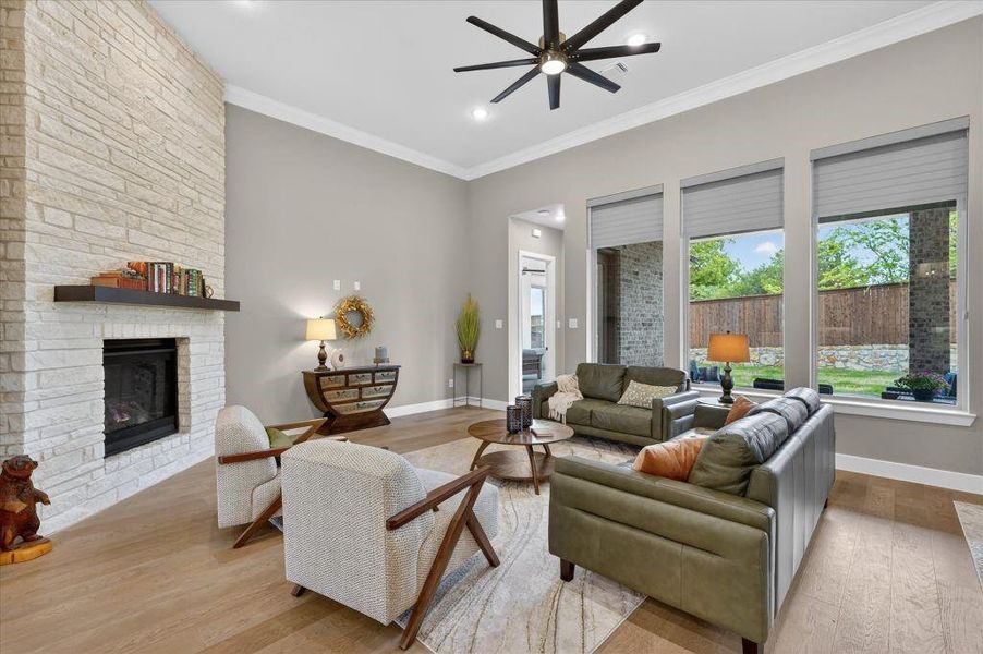 Furnished interior view inside a new home in Saddle Star Estates, Rockwall (Image 33).