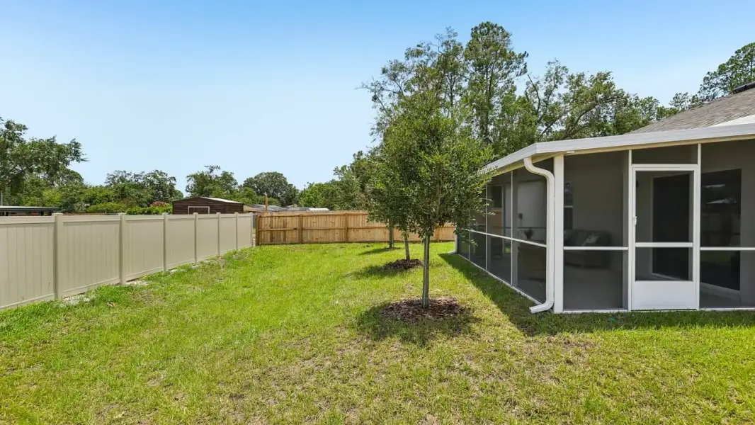 Representative exterior details of a home built from the Maple by Maronda Homes in Cassie Oaks, Jacksonville (Image 23).