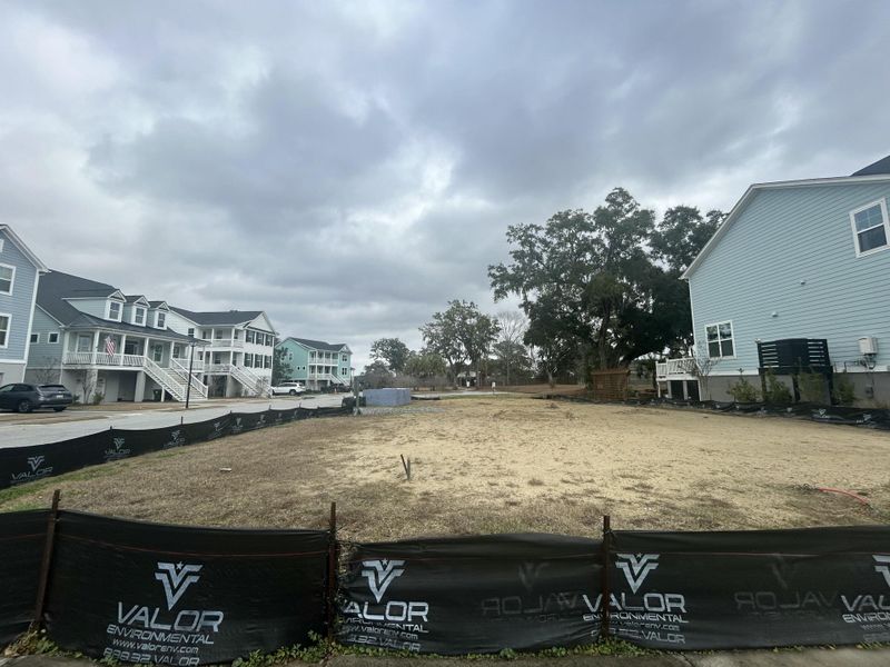 Site preparation for new homesites in Church Creek Landing, Charleston (Image 4).