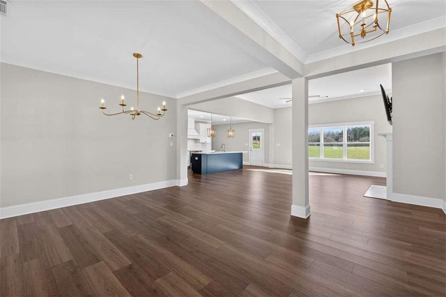 Spacious, unfurnished interior of a new home in , Comer (Image 41).