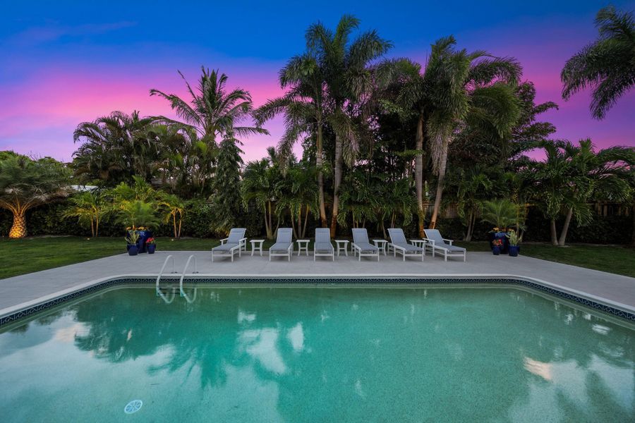 Pool deck 2