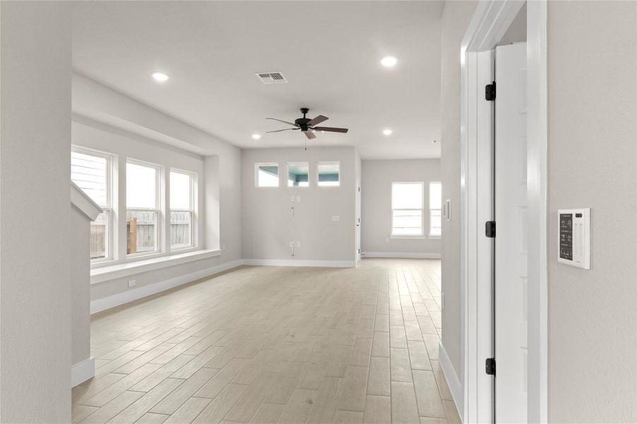 Spacious, unfurnished interior of a new home in Whisper Valley, Manor (Image 15). Spacious, unfurnished interior of a new home in Whisper Valley, Manor (Image 15).