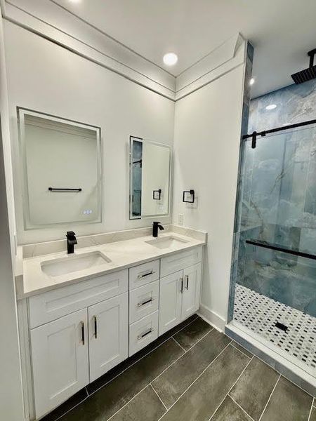 Furnished interior view inside a new home in , North Charleston (Image 12).