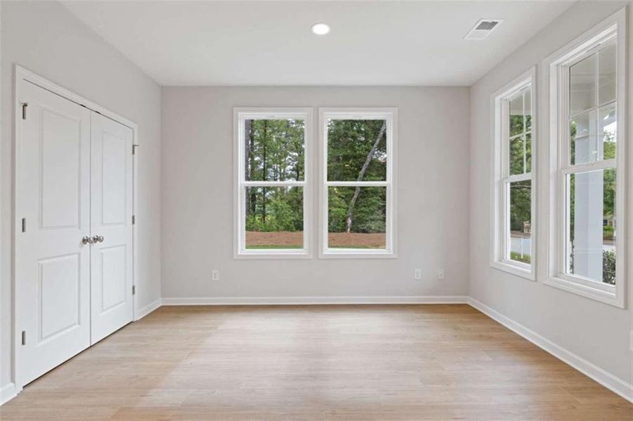 Spacious, unfurnished interior of a new home in , Athens (Image 15). Spacious, unfurnished interior of a new home in , Athens (Image 15).