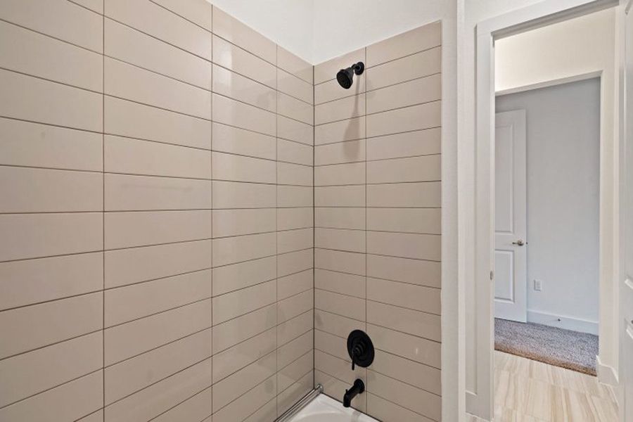 Representative interior finishes for a home built from the Glacier by Pacesetter Homes in Easton Park, Austin (Image 21). Representative interior finishes for a home built from the Glacier by Pacesetter Homes in Easton Park, Austin (Image 21).