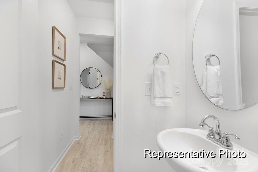 Image 30 of a home in Colvin Park.