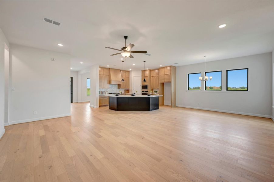 Spacious, unfurnished interior of a new home in , Richmond (Image 18).
