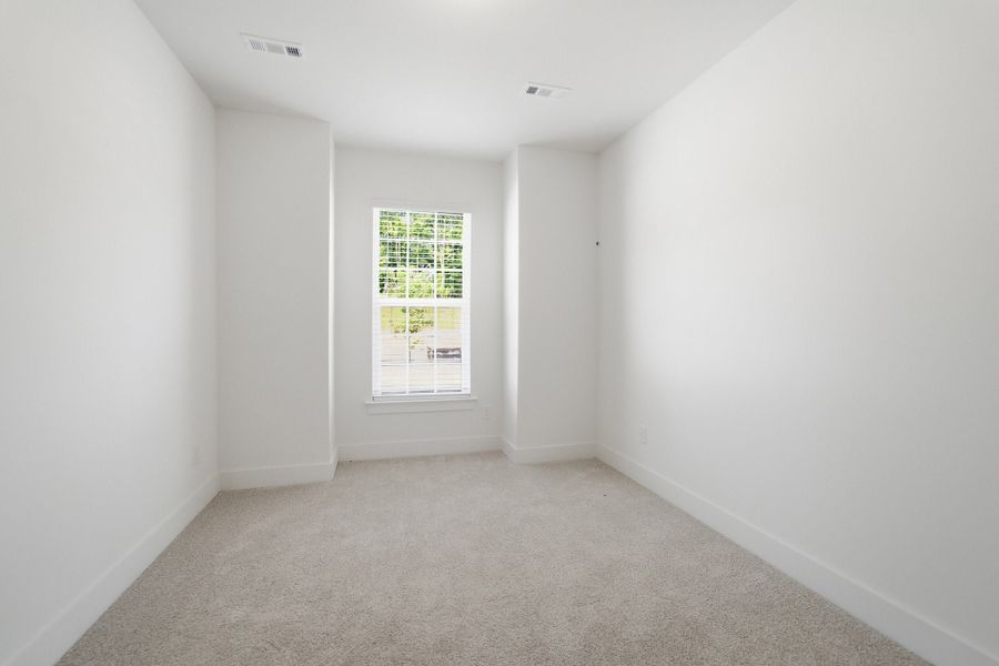 Spacious, unfurnished interior of a new home in Brush Creek, Fairview (Image 14). Spacious, unfurnished interior of a new home in Brush Creek, Fairview (Image 14).