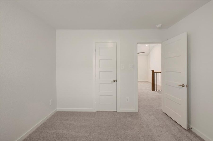 Spacious, unfurnished interior of a new home in Wildrye, Waller (Image 28).