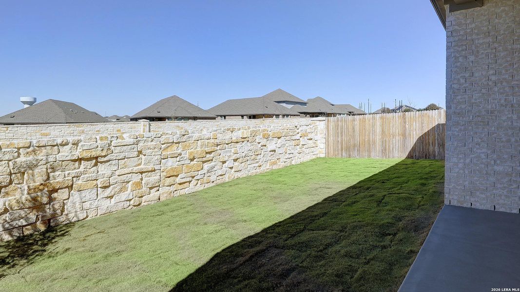 Exterior details and patio area of a home in Arcadia Ridge, San Antonio (Image 25). Exterior details and patio area of a home in Arcadia Ridge, San Antonio (Image 25).
