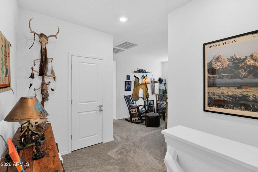 1917 Hampton 111 - 18Loft