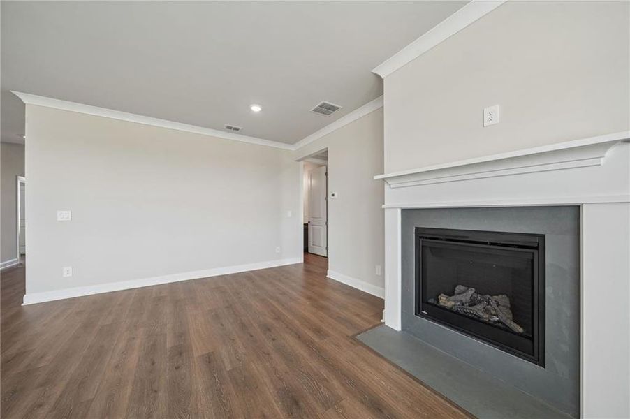 Spacious, unfurnished interior of a new home in River Pointe, Monroe (Image 21).