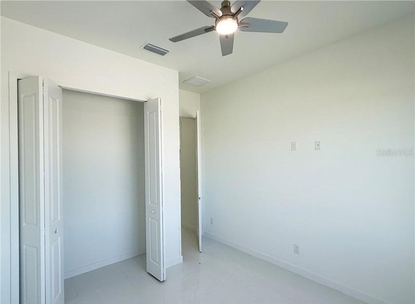 Spacious, unfurnished interior of a new home in , Cape Coral (Image 35).
