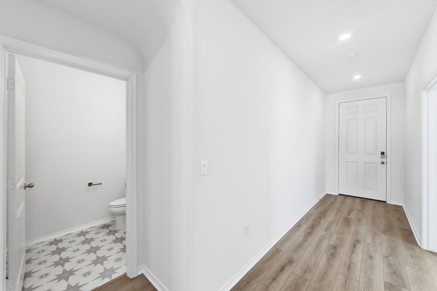 Spacious, unfurnished interior of a new home in Stoney Chase, Del Valle (Image 34). Spacious, unfurnished interior of a new home in Stoney Chase, Del Valle (Image 34).