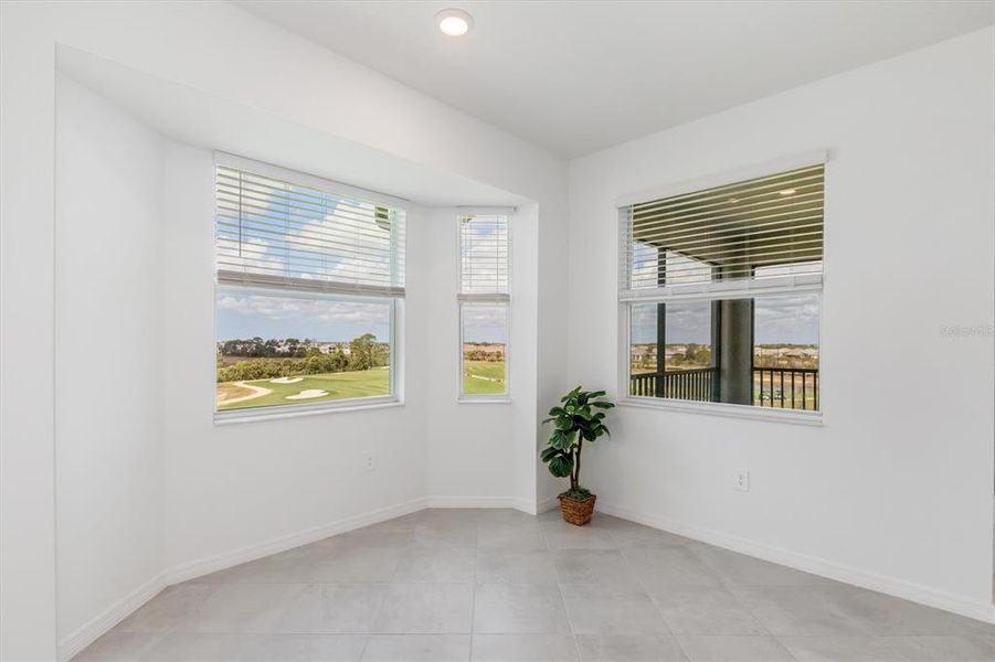 Spacious, unfurnished interior of a new home in , Venice (Image 15).