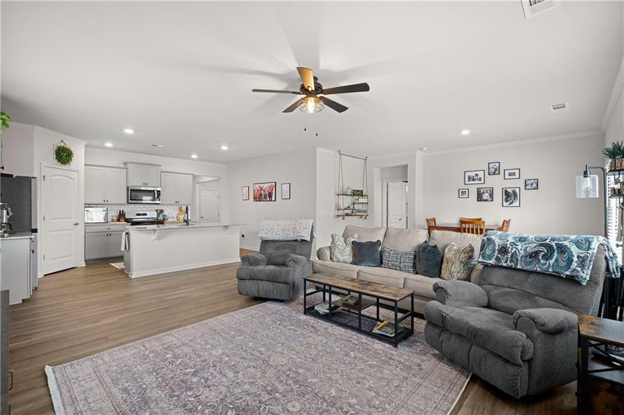 Furnished interior view inside a new home in Lost Creek, Dallas (Image 11).