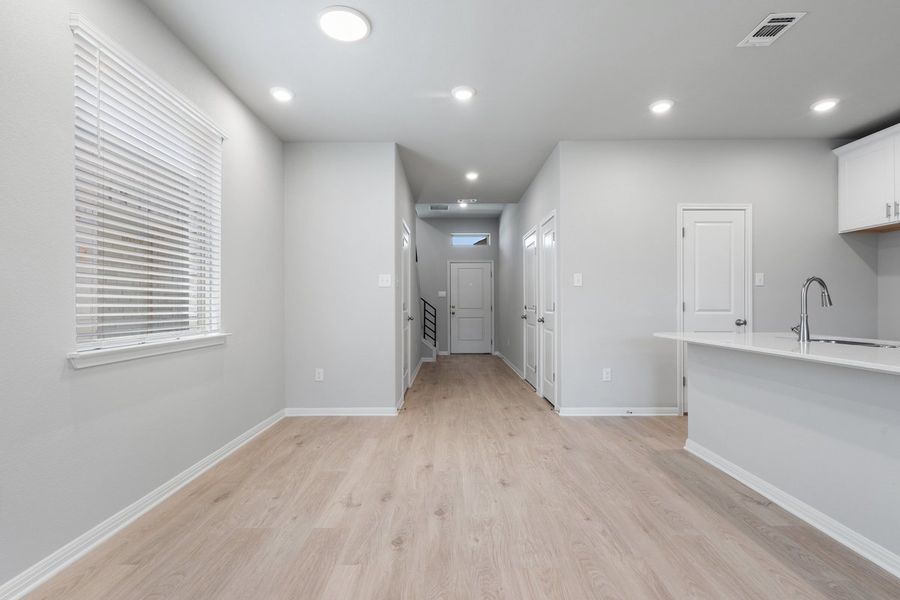 010_lb102702_611 010_lb102702_611