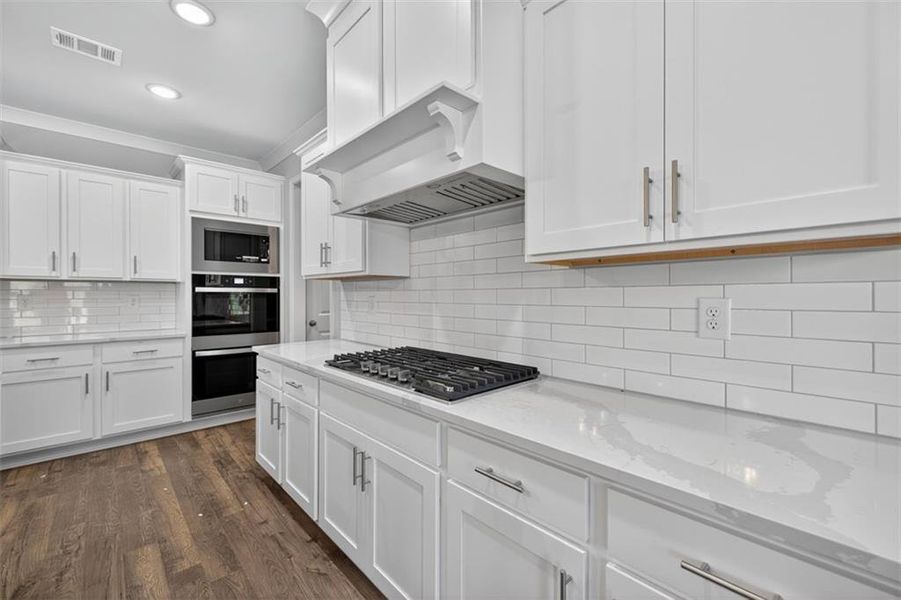 Furnished interior view inside a new home in , Gainesville (Image 17). Furnished interior view inside a new home in , Gainesville (Image 17).