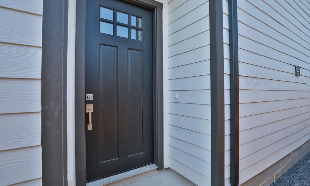 Exterior details and patio area of a home in Independence Heights, Houston (Image 29). Exterior details and patio area of a home in Independence Heights, Houston (Image 29).