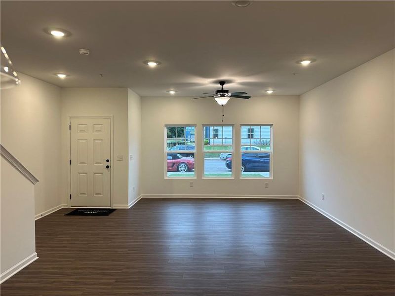 Spacious, unfurnished interior of a new home in Laurelwood, Douglasville (Image 23).